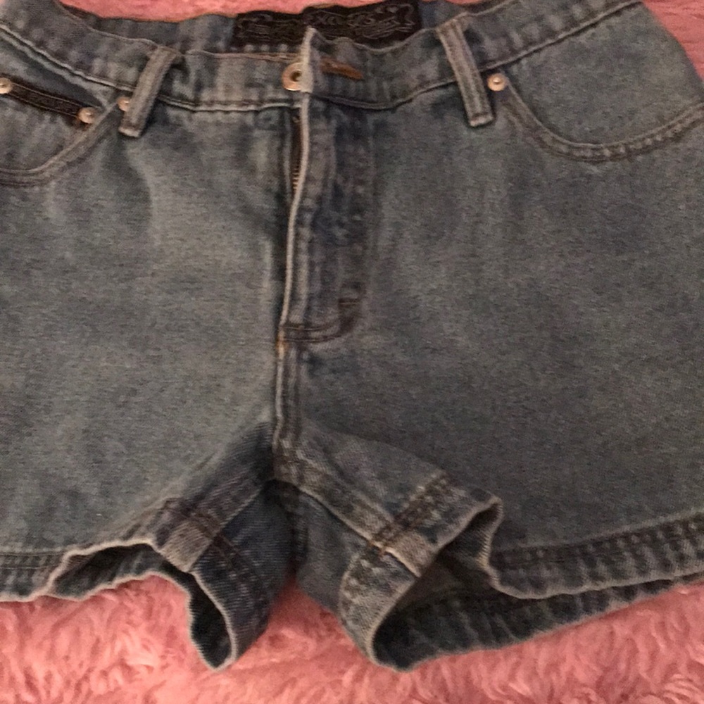 Ladies denim shorts. Size 7/8